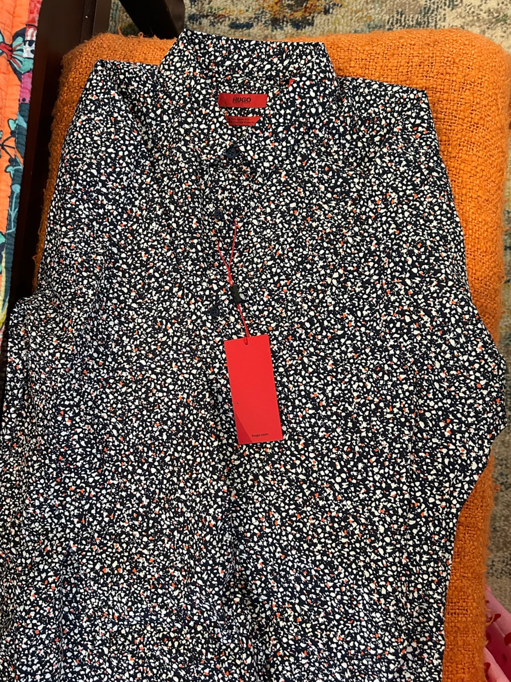 HUGO BOSS Floral Speckle Blouse with Red Accent. New with tags.